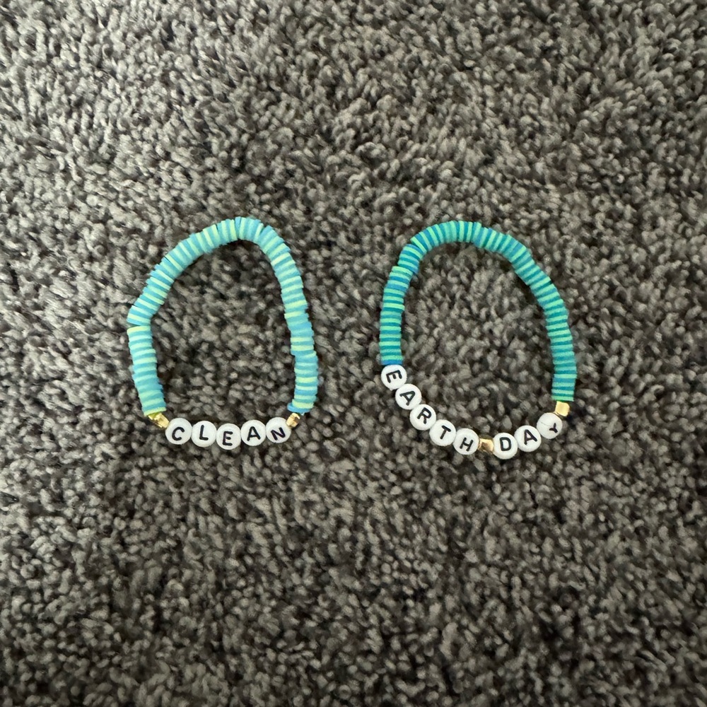 Earth Day bracelets 2 pack